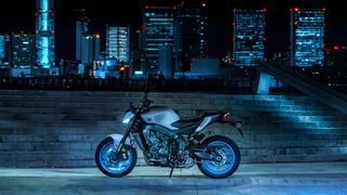 Yamaha MT-09 Y-AMT 2026 ΕΤΟΙΜΟΠΑΡΑΔΟΤΗ  10%  ΕΩΣ 84 ΜΗΝΕΣ ΔΩΡΕΑΝ 3ος  ΧΡΟΝΟΣ ΕΓΓΥΗΣΗ-thumb-24