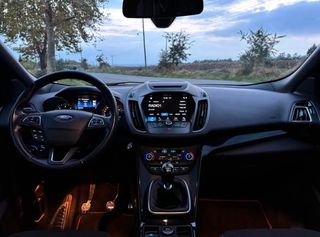 Ford Kuga 2019 ST LINE DIESEL-thumb-10