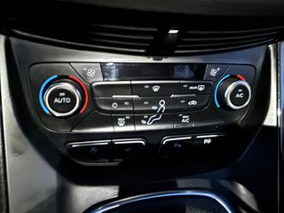 Ford Kuga 2019 ST LINE DIESEL-thumb-13