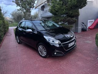 Peugeot 208 2015-thumb-1