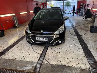 Peugeot 208 2015-thumb-18