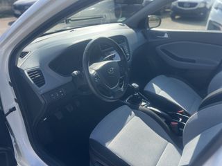 Hyundai i 20 2016 sport-thumb-9