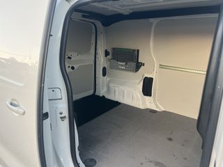 Peugeot Expert 2018-thumb-12