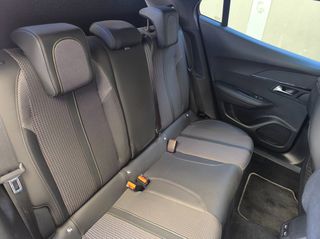 Peugeot 2008 2020 Blue-HDi GT Line-thumb-24