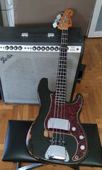Fender Precision vintage Bass,εξαιρετικο.