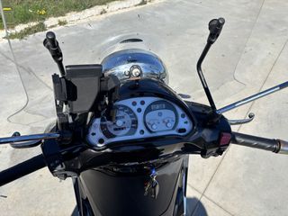 Piaggio Beverly 300i 2010-thumb-5