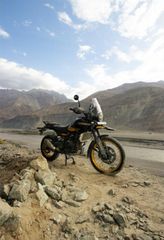 Royal Enfield Himalayan 2025 ΘΑ ΤΟ ΒΡΕΙΤΕ ΕΤΟΙΜΟΠΑΡΑΔΟΤΟ ΣΤΟ ΚΑΤΑΣΤΗΜΑ ΜΑΣ-thumb-4