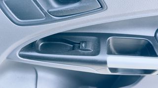Ford Transit Connect 2018-thumb-21