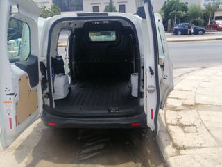 Ford Transit Courier 2019-thumb-13
