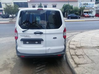 Ford Transit Courier 2019-thumb-14