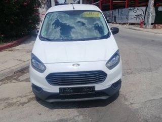 Ford Transit Courier 2019-thumb-10