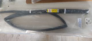 HYUNDAI i20 2008-2014 ΛΑΣΤΙΧΟ ΤΕΛΑΡΟΥ ΠΟΡΤΑΣ ΠΙΣΩ ΔΕΞΙΟ ΓΝΗΣΙΟ