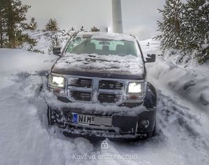 Dodge Nitro 2009 2,8 crd-thumb-1