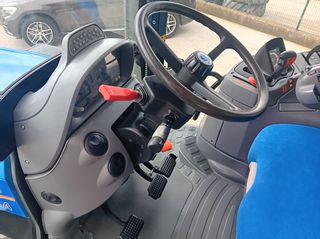 Τρακτέρ New Holland 2007 TS125A-thumb-7