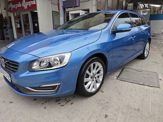 Volvo V60 2015 D4 summum