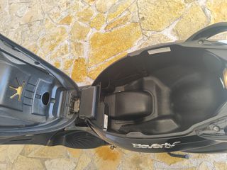 Piaggio Beverly 300 2018 Police-thumb-12