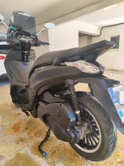 Piaggio Beverly 300 2018 Police-thumb-16