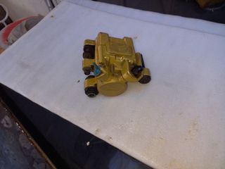 cb1300 rear brake caliper