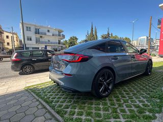Honda Civic 2026 HYBRID sport-thumb-3