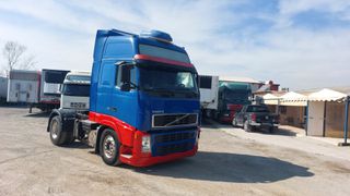 Volvo 2006 FH-thumb-2