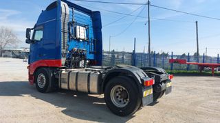 Volvo 2006 FH-thumb-9