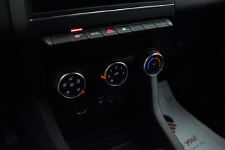 Renault Clio 2021 1.5 dCi Expression Plus Navi Camera-thumb-22
