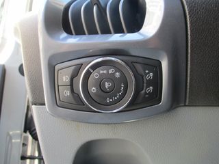 Κλούβα Ford 2017 CUSTOM TITANIUM!!ΑΠΟ 30% ΠΡΟΚΑΤΑΒΟΛΗ ΜΕ ΓΡΑΜΜΑΤΙΑ!!-thumb-27