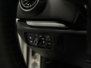 Audi A3 2018 1.0 115hp-thumb-32