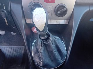 Lancia Ypsilon 2009-thumb-12