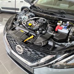 Nissan Qashqai 2021 Premium 21 MH P AT 158-thumb-8