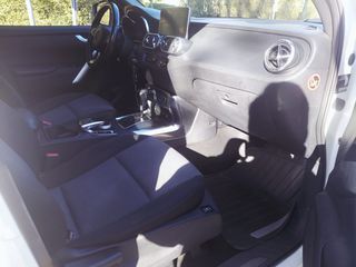 Mercedes-Benz X 250 2019-thumb-5