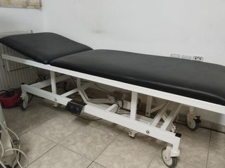 Εξεταστικό κρεβάτι ηλεκτρικό
