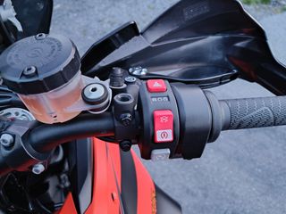 KTM 1290 Super Adventure 2020 S-thumb-10