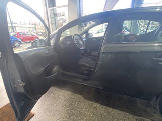 Opel Corsa 2018-thumb-4