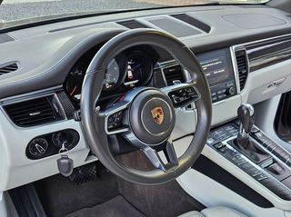 Porsche Macan 2017 MACAN S DIESEL-thumb-9