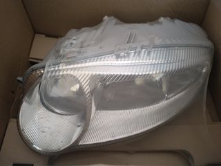 ALFA ROMEO 147 2004-2006 φανάρια εμπρός καινούρια MARELLI.