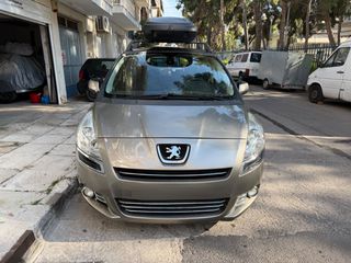 Peugeot 5008 2011