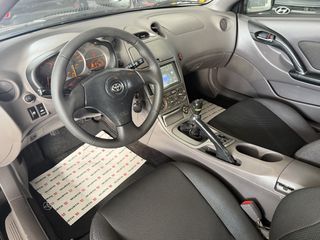 Toyota Celica 2000-thumb-9