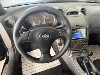 Toyota Celica 2000-thumb-12