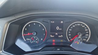 Volkswagen T-Roc 2021 1.0 TSI 115PS ADVANCE-thumb-4