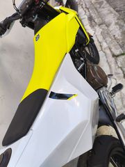 Husqvarna 701 Supermoto 2026-thumb-2