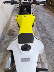 Husqvarna 701 Supermoto 2026-thumb-5