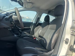 Φορτηγό Έως 7.5τ Peugeot 2015 208 VAN 1.4 68HP DIESEL-thumb-11