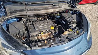 Opel Corsa 2015 1200cc 2015 -- 117.000 xlm-thumb-8