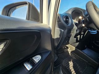 Mercedes-Benz Vito 2017 116-thumb-11