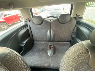 Mini Cooper 2003 2003-thumb-4