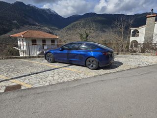 Tesla Model 3 2021 Dual motor AWD-thumb-3