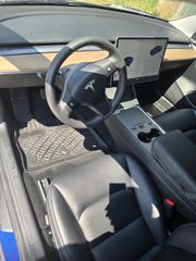 Tesla Model 3 2021 Dual motor AWD-thumb-7