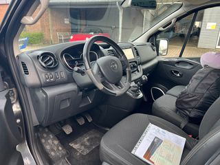 Opel Vivaro 2018 L2H1 BI-TURBO 145HP-thumb-4