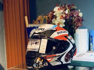 Shoei x14 κράνος Ducati Motogp